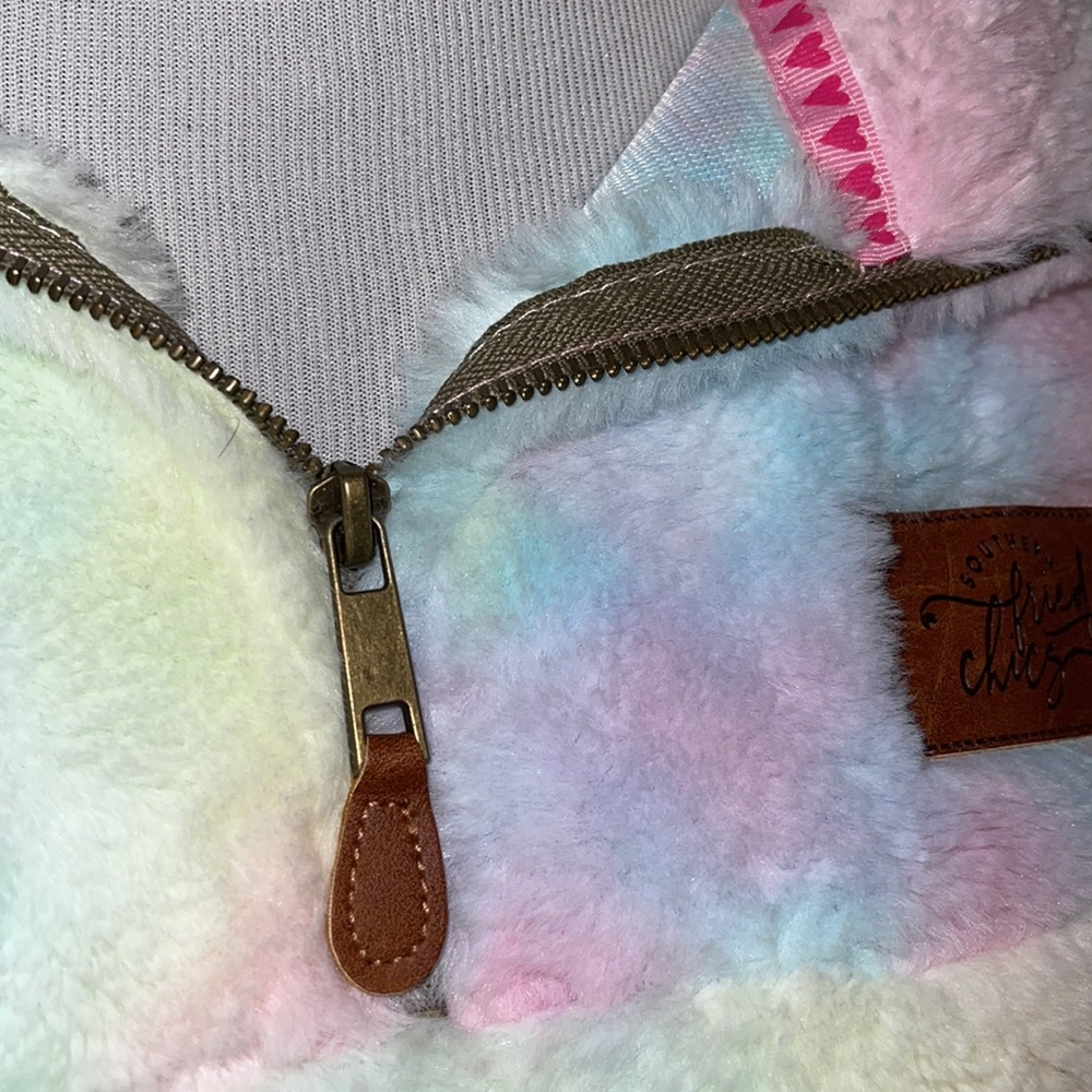 Southern Fried Chicks Fuzzy Long Tye Dye Pull Over W/Pockets - Picture 8 of 10